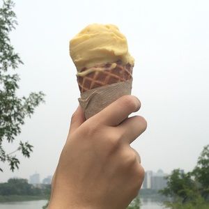 Meet your Posher, Chloe